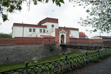 Bulutlu günde eski kale