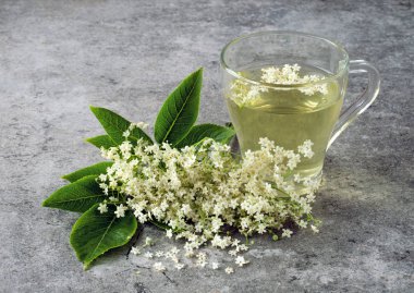 Yaşlı çiçeklerden iç