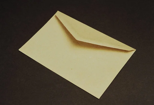 Examples of different sizes of yellow envelopes to send letters, paperwork, and so on.
