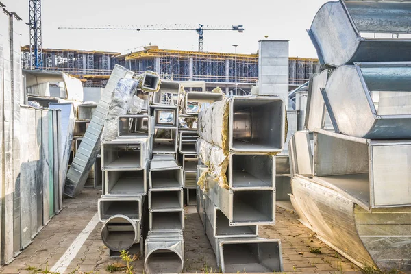 Bouwplaats Van Winkelcentrum Met Veel Kranen Een Achtergrond Van Blauwe — Stockfoto