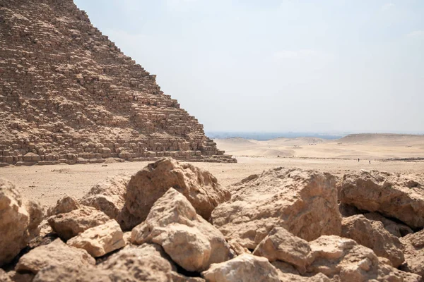 Parth Pyramid Cheops Giza Plato Avec Nombreuses Pierres Premier Plan — Photo