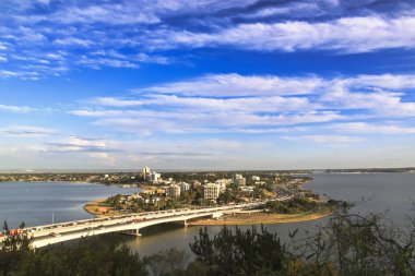 Kings Park ve Botanik Bahçesi 'nden Güney Perth' in hava manzarası