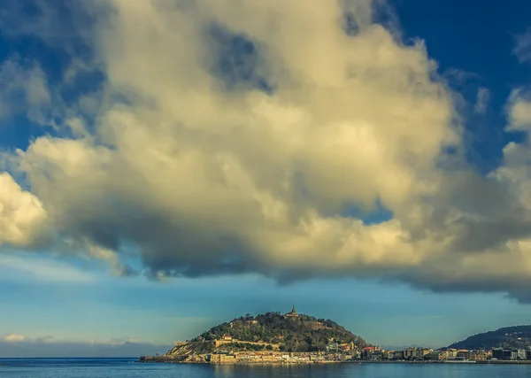 Dramatische Wolken Über San Sebastian Spanien Späten Nachmittag — Stockfoto