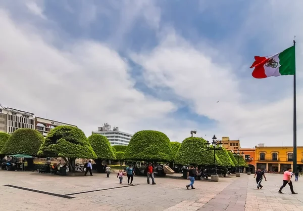 León Ciudad Guanajuato México Abril 2016 Bandera Nacional México Ondeando —  Fotos de Stock