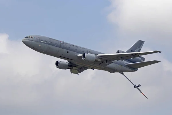 Volkel Nederland Juni 2019 Militair Tanker Met Tank Buis Actie — Stockfoto