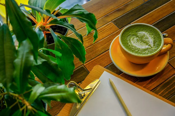 Una Taza Verde Matcha Latte — Foto de Stock