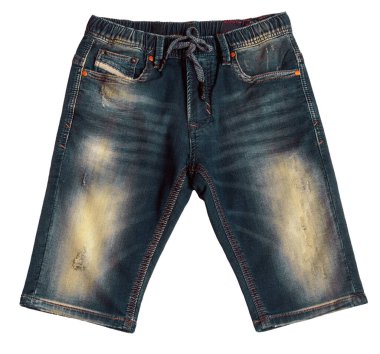 Denim şortları beyaz arkaplanda izole edildi
