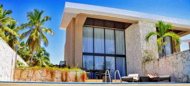 Punta Cana, Dominik Cumhuriyeti - 20 Mart 2010: Punta Cana 'daki Royal Bavaro Oteli Bölgesi, Villa