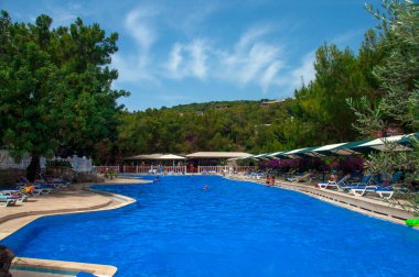 Kanakli, Alanya, Türkiye - 19 Mayıs 2018: Alanya 'daki Larissa Green Hill Sahili Bölgesi