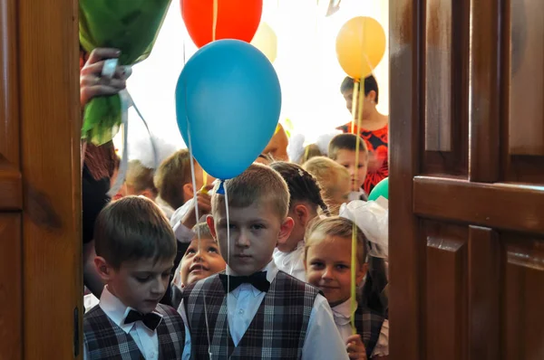 俄罗斯克拉斯诺达尔 2014年9月1日 一年级学生首次入学 — 图库照片