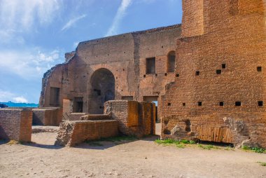 Circus Maximus, İtalya 'nın başkenti Roma' da bulunan antik bir Roma yarış arabası stadyumu..