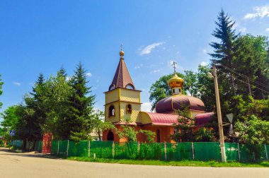 Ortodoks Kutsal Şekil Değiştirme (Kurtarıcı Şekil Değiştirme) kilisesi 1858 'den sonra inşa edilmedi. Psebay 'de. Krasnodar bölgesi. Rusya.