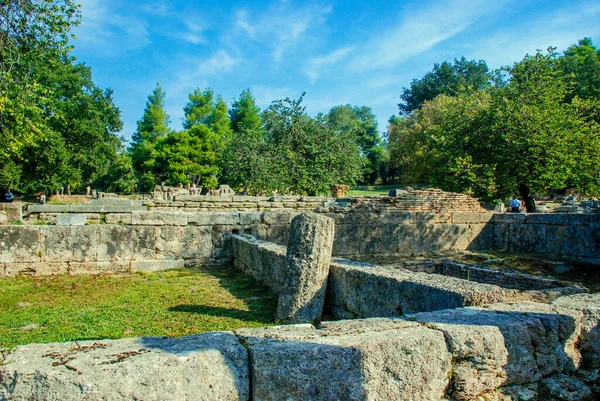 Peloponnesos Olympia Yunani Oktober 2009 Wisatawan Dalam Perjalanan Reruntuhan Olympia — Stok Foto