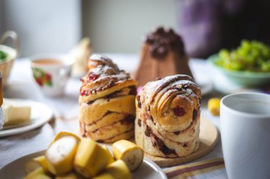 Paskalya için pişirme yemekleri