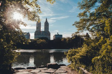 Yeşil bahar Central Park Manhattan manzara görünümü, New York, Abd