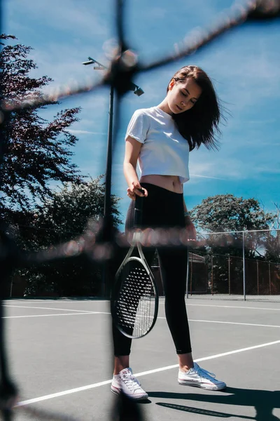 Sporty Young Woman Posing Tennis Racket Tennis Court — Stock Photo, Image