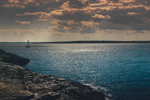 Vista Panorâmica Baía Azul Farol Castle Hill Newport Rhode Island — Fotografia de Stock