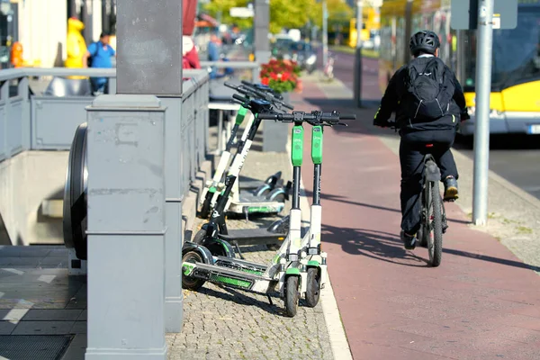 Berlin Germany September 2020 Parked Scooters Lime Group Obstacle Cyclists — Stock Photo, Image