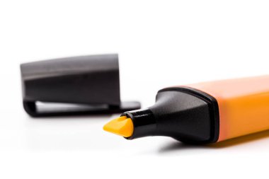 beyaz bir arka plan üzerinde izole vurgulayıcı renk, yakın plan