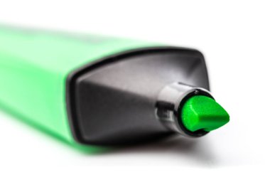 beyaz bir arka plan üzerinde izole vurgulayıcı renk, yakın plan