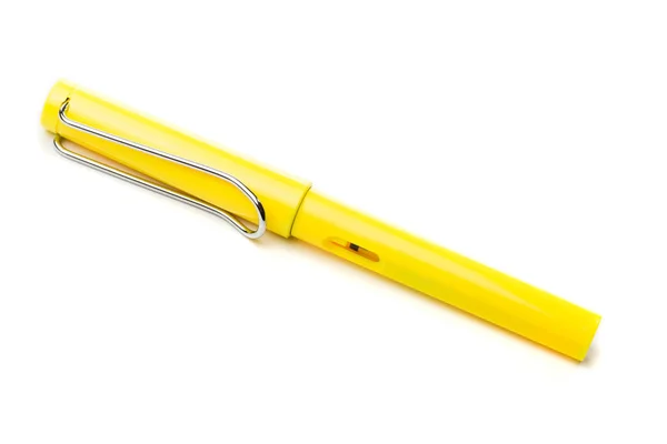 Caneta Tinteiro Moderna Amarela Isolada Branco Perto — Fotografia de Stock
