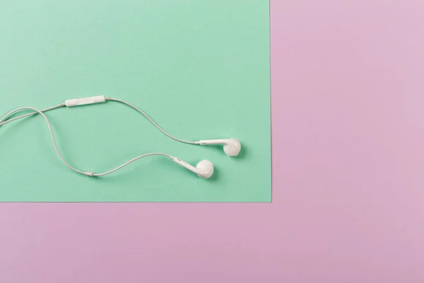 Λευκά Ακουστικά Μονόχρωμο Φόντο Royalty Free Εικόνες Αρχείου
