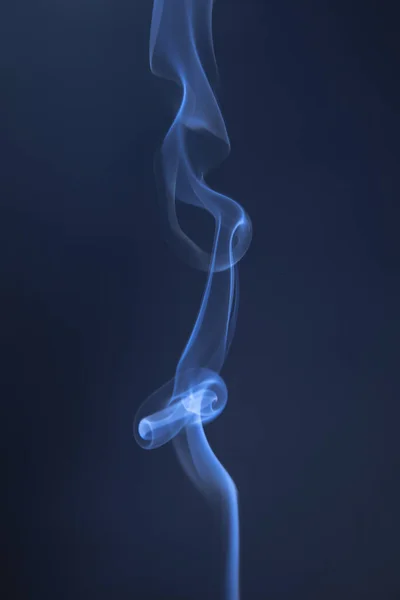 Abstractos remolinos de humo azul —  Fotos de Stock