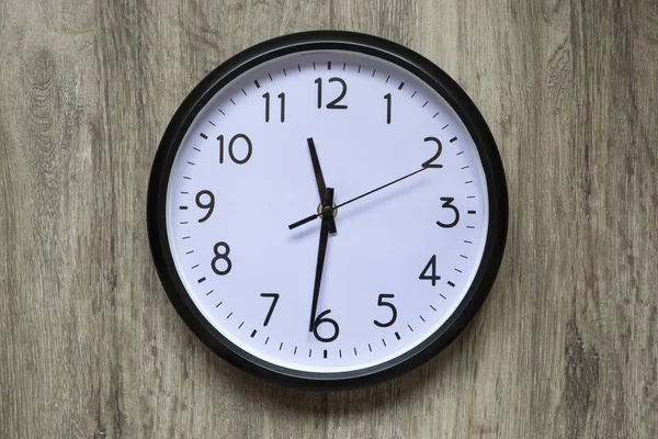 Round office clock — Stock Photo, Image