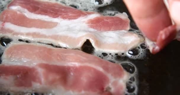 Matlagning Kött Grillen — Stockvideo