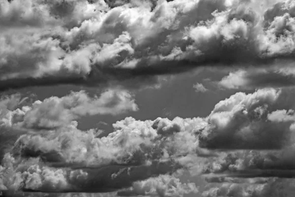 Hermosas nubes con fondo de cielo —  Fotos de Stock
