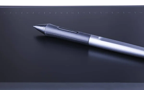 Graphic tablet with pen — Stock Photo, Image