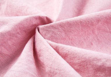 Dalgalar ile zarif kırmızı saden ipek