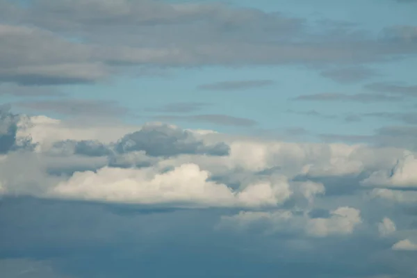 空を背景にした美しい雲 雲の空 — ストック写真