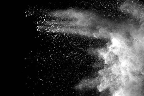 Explosion Von Weißem Staub Auf Schwarzem Hintergrund — Stockfoto