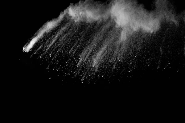 Patlama Siyah Arka Plan Üzerine Beyaz Toz — Stok fotoğraf