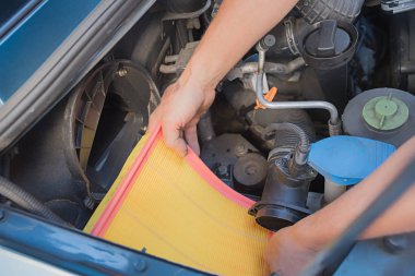 Arabada - iç hava filtresi değiştirme kendiniz yapın