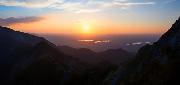 Cenário Sonhador Pôr Sol Alpes Bávaros Vista Montanha Herzogstand Trilha — Fotografia de Stock