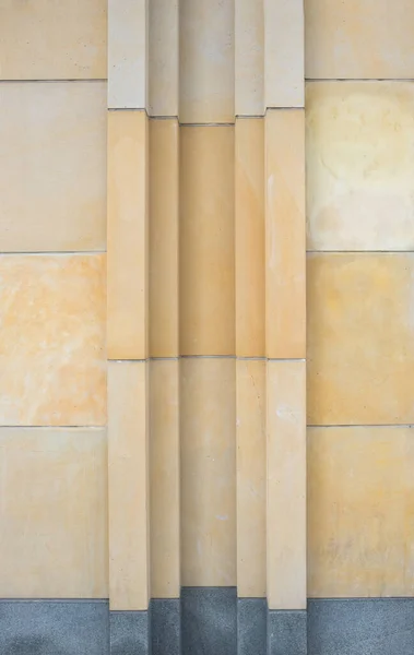 Architektonické Zázemí Fasáda Žlutými Bloky Svislá Štuková Výzdoba Detailní Záběr — Stock fotografie