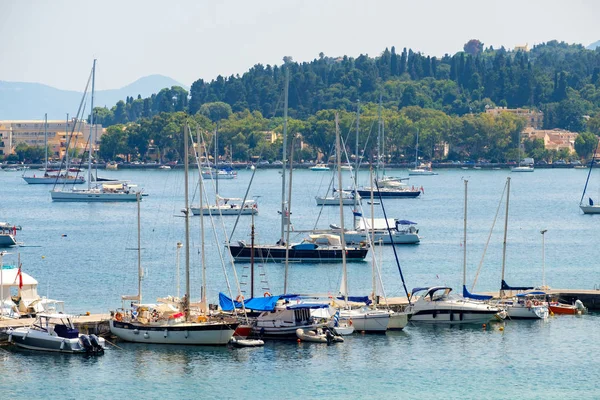 Όμορφο Νησί Της Κέρκυρας Και Λιμάνι Στην Ελλάδα Κέρκυρα — Φωτογραφία Αρχείου