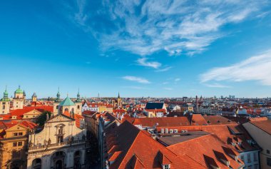 Prag 'ın güzel manzarası, Çek Cumhuriyeti, Avrupa' da renkli eski evler