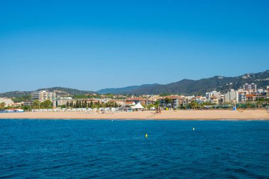 Yaz mevsiminde Lloret de Mar plajı, Katalonya, İspanya 'da Costa Brava