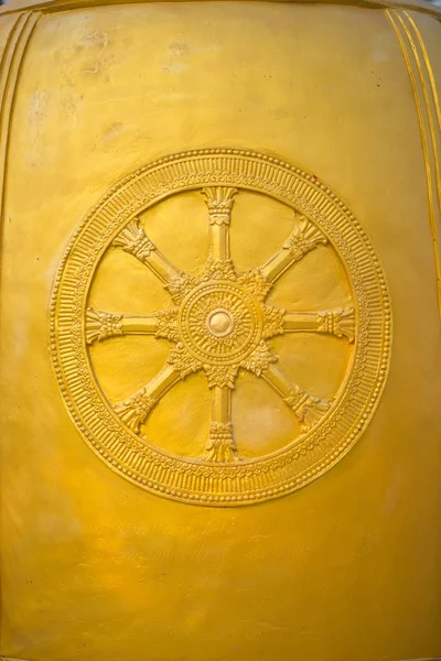 Golden bell at  Wat Rakhang Khositaram Bangkok ,Thailand — Stock Photo, Image