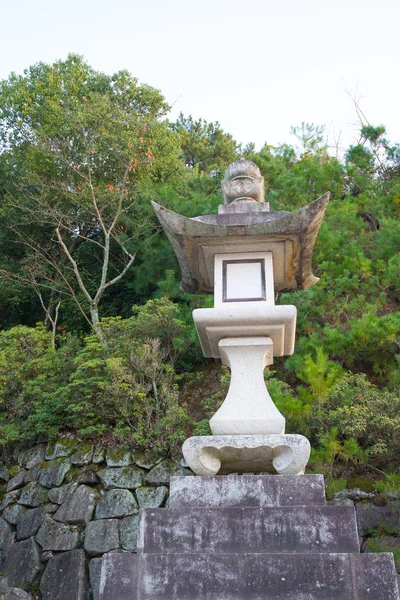 一久島神社のスローンランタン — ストック写真