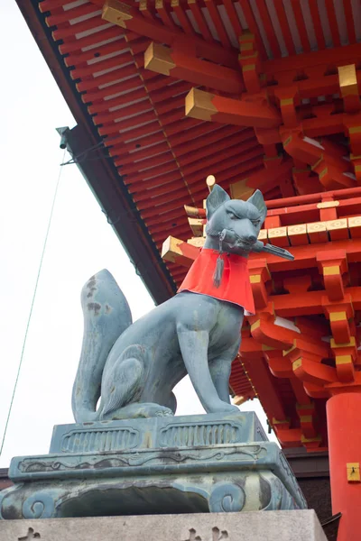 Statua Fox nel santuario di Fushimi Inari-taisha — Foto Stock