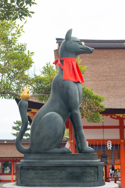 Fox staty i Fushimi Inari-Taisha Shrine — Stockfoto