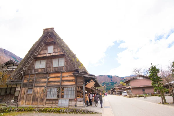 Casa tradicional gassho-zukuri em Shirakawa-go — Fotografia de Stock
