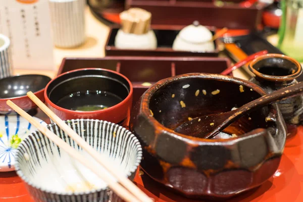 Tomma trägolv med japansk ål grillad med ricel, Berömd japansk mat i Nagoya, Japan — Stockfoto
