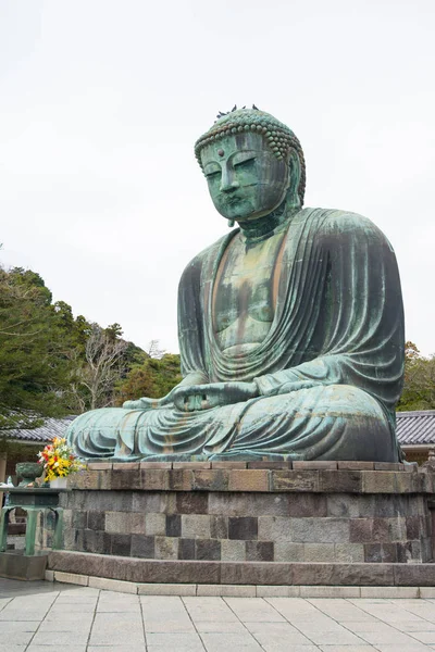 Obří buddha nebo Kamakura Daibutsu je slavná památka se nachází — Stock fotografie