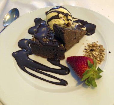 Dondurma Tatlı ile iştah açıcı kek