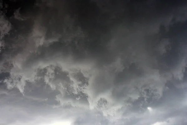 Black Clouds Spring Thunderstorm — Stock Photo, Image